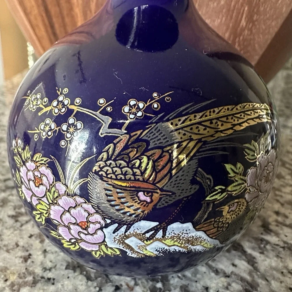 VTG Kutani Vase 4.5 Inch Cobalt Blue Porcelain‎ Japan Gold Bird Blooming Flowers